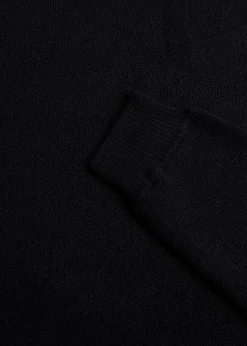 Classic Alpaca Links V-Neck Sweater
