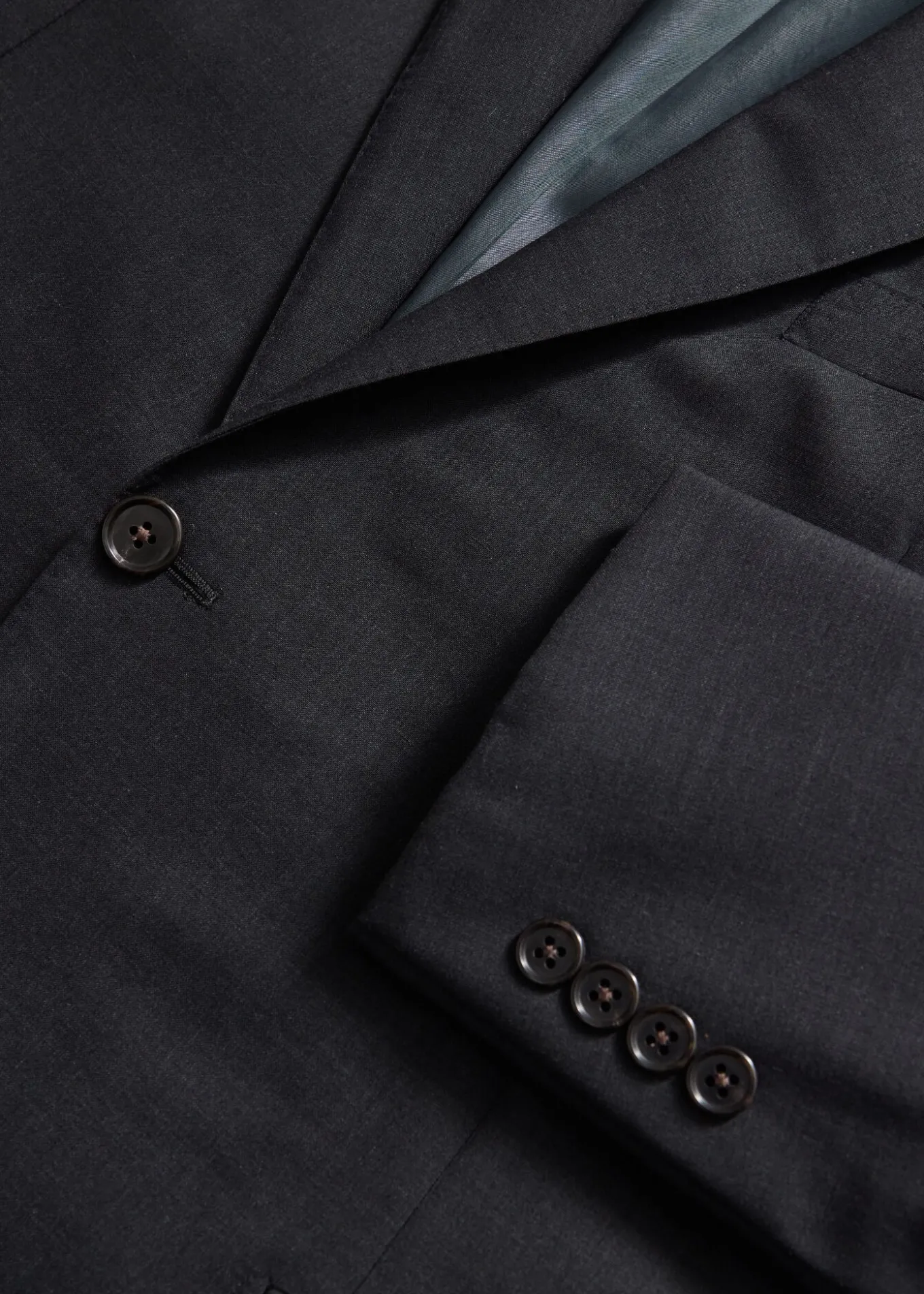 Super 120s Lightweight Wool Suit
